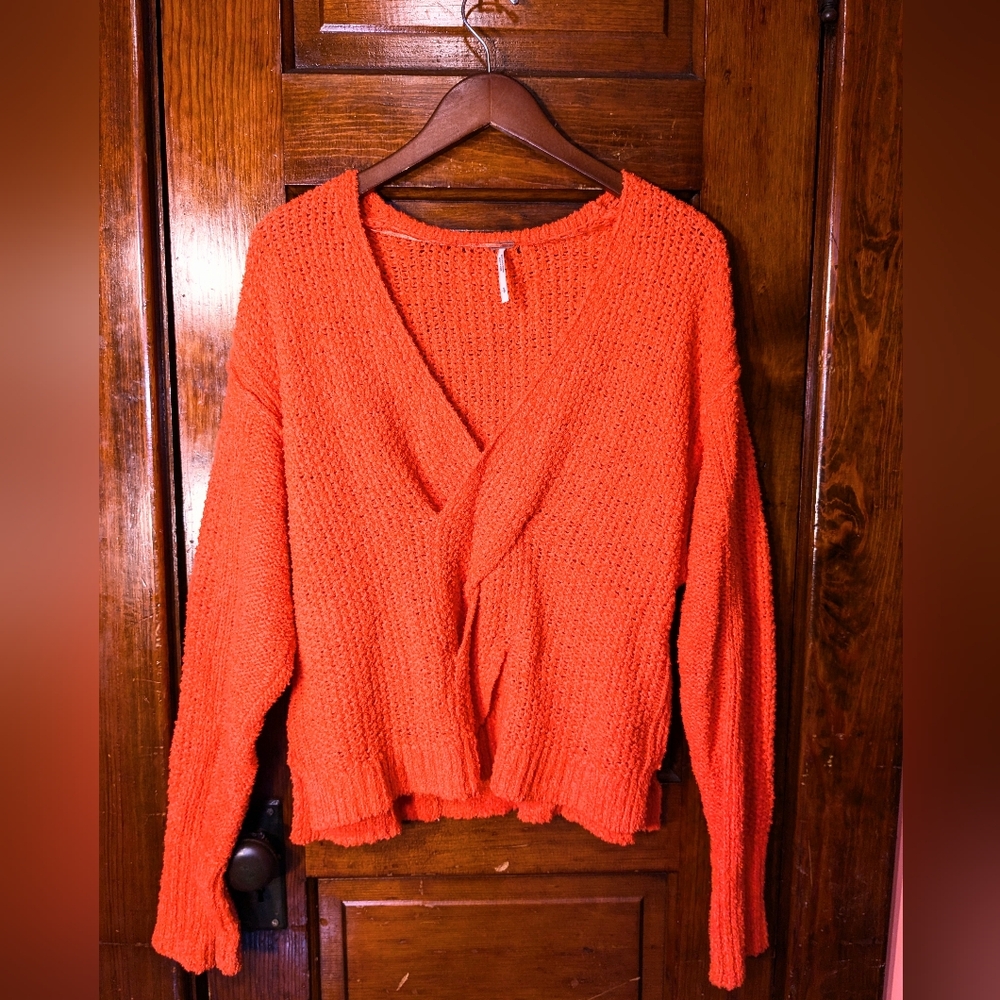 Free People We the Free Orange Sweater V-Neck Small S Anthropologie Cable Knit